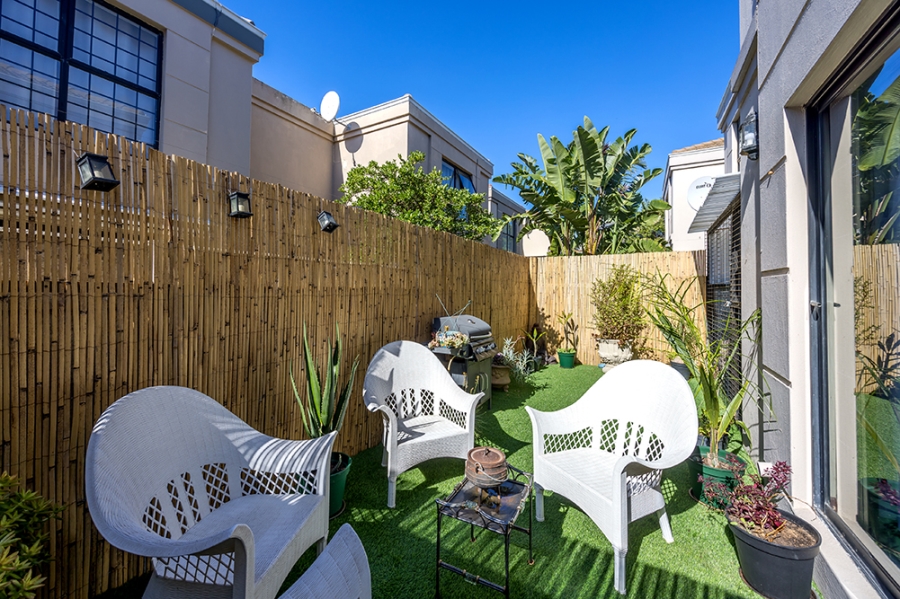 2 Bedroom Property for Sale in Parklands Western Cape